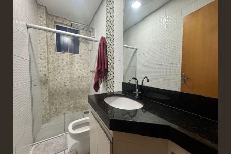 Apartamento à venda com 180m², 3 quartos e 3 vagas Apartamento à venda com 180m², 3 quartos e 3 vagasbanheiro 2