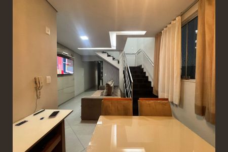 Apartamento à venda com 180m², 3 quartos e 3 vagas Apartamento à venda com 180m², 3 quartos e 3 vagassala