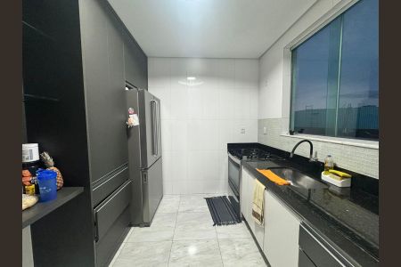Apartamento à venda com 180m², 3 quartos e 3 vagas Apartamento à venda com 180m², 3 quartos e 3 vagascozinha