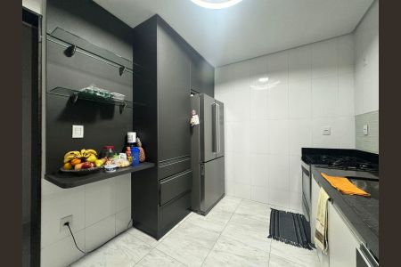 Apartamento à venda com 180m², 3 quartos e 3 vagas Apartamento à venda com 180m², 3 quartos e 3 vagascozinha