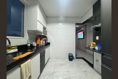 Apartamento à venda com 180m², 3 quartos e 3 vagas Apartamento à venda com 180m², 3 quartos e 3 vagascozinha