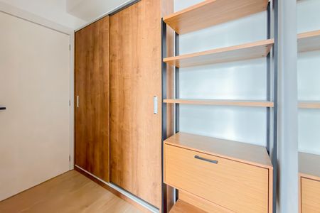 Studio para alugar com 28m², 1 quarto e sem vaga Studio para alugar com 28m², 1 quarto e sem vagaStudio - Armários