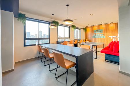 Studio para alugar com 28m², 1 quarto e sem vaga Studio para alugar com 28m², 1 quarto e sem vagaSalão de Festas e Coworking