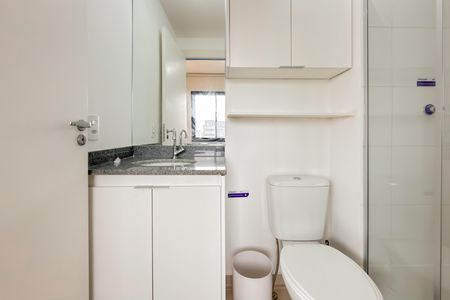 Studio para alugar com 28m², 1 quarto e sem vaga Studio para alugar com 28m², 1 quarto e sem vagaBanheiro