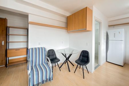 Studio para alugar com 28m², 1 quarto e sem vaga Studio para alugar com 28m², 1 quarto e sem vagaStudio