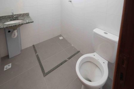 Apartamento para alugar com 41m², 2 quartos e sem vaga Apartamento para alugar com 41m², 2 quartos e sem vagaBanheiro