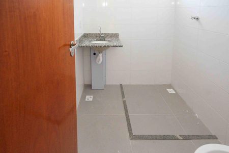 Apartamento para alugar com 41m², 2 quartos e sem vaga Apartamento para alugar com 41m², 2 quartos e sem vagaBanheiro