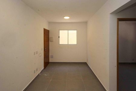 Sala de apartamento para alugar com 2 quartos, 41m² em Vila Paulo Silas, São Paulo