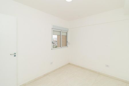 Quarto 2 de apartamento para alugar com 2 quartos, 44m² em Vila Santa Terezinha (zona Norte), São Paulo