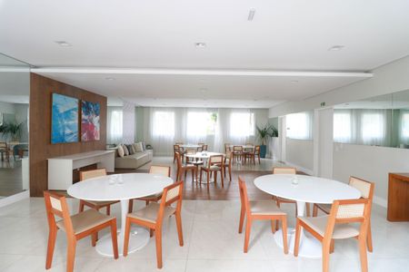 Apartamento à venda com 35m², 2 quartos e sem vagaÁrea comum - Salão de festas