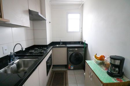 Apartamento à venda com 35m², 2 quartos e sem vagaSala / Cozinha