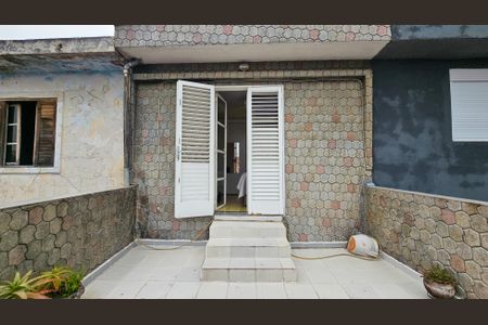 Casa à venda com 84m², 2 quartos e 2 vagas Casa à venda com 84m², 2 quartos e 2 vagasVaranda