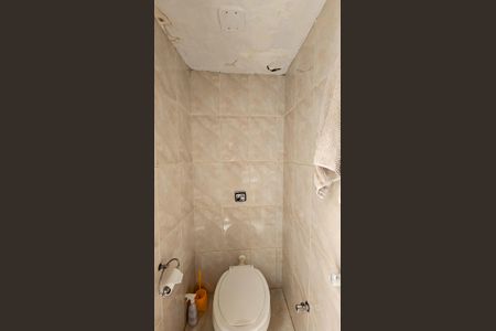 Casa à venda com 84m², 2 quartos e 2 vagas Casa à venda com 84m², 2 quartos e 2 vagasLavabo