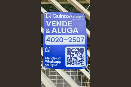 Casa à venda com 84m², 2 quartos e 2 vagas Casa à venda com 84m², 2 quartos e 2 vagasPlaca