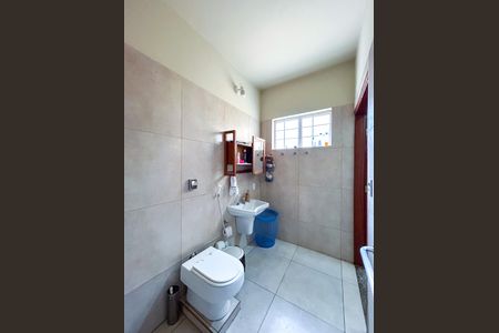 Casa para alugar com 430m², 4 quartos e 2 vagas Casa para alugar com 430m², 4 quartos e 2 vagasBanheiro 3