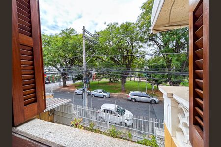 Casa para alugar com 430m², 4 quartos e 2 vagas Casa para alugar com 430m², 4 quartos e 2 vagasVista do Quarto 2