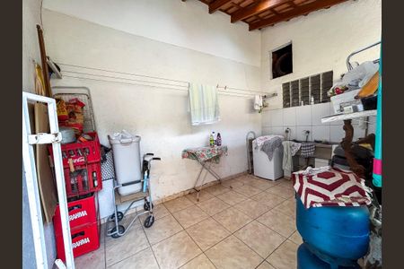 Casa para alugar com 430m², 4 quartos e 2 vagas Casa para alugar com 430m², 4 quartos e 2 vagasÁrea de Serviço