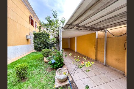 Casa para alugar com 430m², 4 quartos e 2 vagas Casa para alugar com 430m², 4 quartos e 2 vagasGaragem