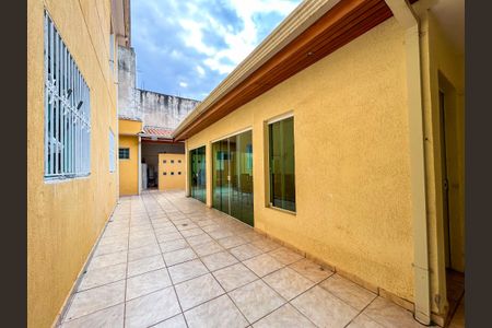 Casa para alugar com 430m², 4 quartos e 2 vagas Casa para alugar com 430m², 4 quartos e 2 vagasQuintal