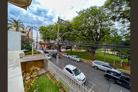 Casa para alugar com 430m², 4 quartos e 2 vagas Casa para alugar com 430m², 4 quartos e 2 vagasVista do Quarto 1