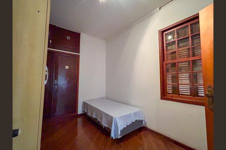 Casa para alugar com 430m², 4 quartos e 2 vagas Casa para alugar com 430m², 4 quartos e 2 vagasQuarto 3