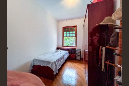 Casa para alugar com 430m², 4 quartos e 2 vagas Casa para alugar com 430m², 4 quartos e 2 vagasQuarto 2