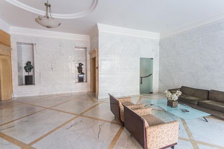 Apartamento para alugar com 260m², 4 quartos e 3 vagas Apartamento para alugar com 260m², 4 quartos e 3 vagasHall de Entrada