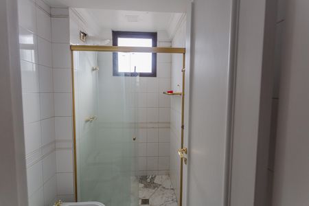 Apartamento para alugar com 260m², 4 quartos e 3 vagas Apartamento para alugar com 260m², 4 quartos e 3 vagasBanheiro Social
