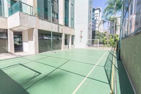 Apartamento para alugar com 260m², 4 quartos e 3 vagas Apartamento para alugar com 260m², 4 quartos e 3 vagasÁrea comum - Quadra Esportiva