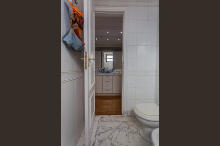 Apartamento para alugar com 260m², 4 quartos e 3 vagas Apartamento para alugar com 260m², 4 quartos e 3 vagasBanheiro Social