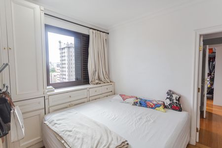 Apartamento para alugar com 260m², 4 quartos e 3 vagas Apartamento para alugar com 260m², 4 quartos e 3 vagasQuarto 1