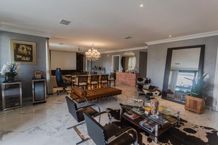 Apartamento para alugar com 260m², 4 quartos e 3 vagas Apartamento para alugar com 260m², 4 quartos e 3 vagasSala