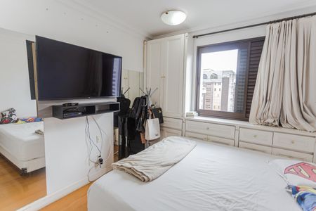 Apartamento para alugar com 260m², 4 quartos e 3 vagas Apartamento para alugar com 260m², 4 quartos e 3 vagasQuarto 1