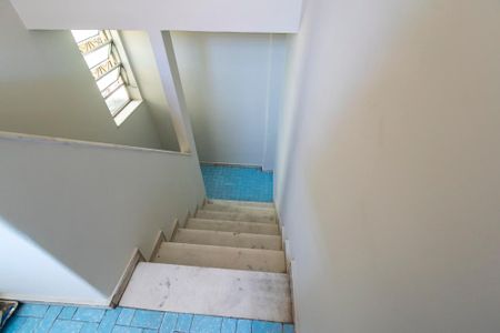 Apartamento à venda com 82m², 3 quartos e sem vagaEscada de acesso