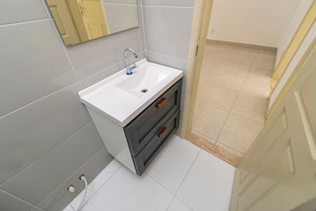 Apartamento à venda com 82m², 3 quartos e sem vagaBanheiro