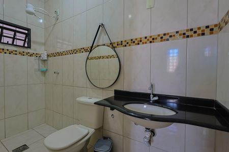 Casa à venda com 220m², 3 quartos e 4 vagasBanheiro da Suíte