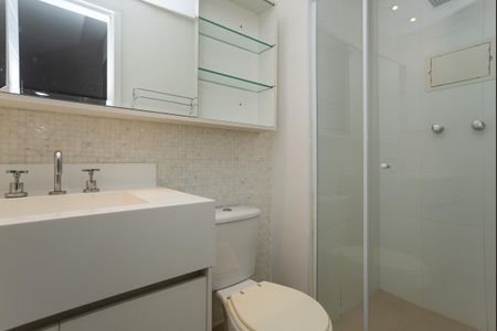 Apartamento para alugar com 60m², 2 quartos e 1 vaga Apartamento para alugar com 60m², 2 quartos e 1 vagaBanheiro do quarto 2 Suíte