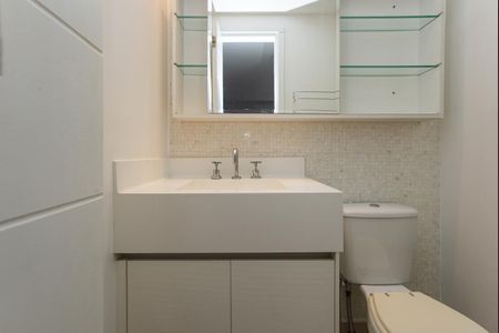 Apartamento para alugar com 60m², 2 quartos e 1 vaga Apartamento para alugar com 60m², 2 quartos e 1 vagaBanheiro do quarto 2 Suíte