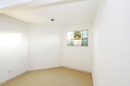 Quarto 1 de casa para alugar com 3 quartos, 150m² em Vila Oeste, Belo Horizonte