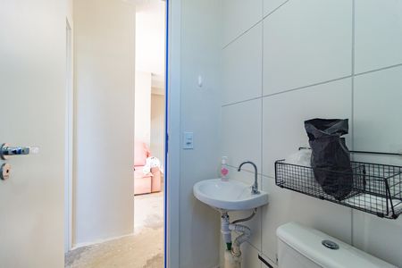 Apartamento para alugar com 40m², 2 quartos e sem vaga Apartamento para alugar com 40m², 2 quartos e sem vagaBanheiro