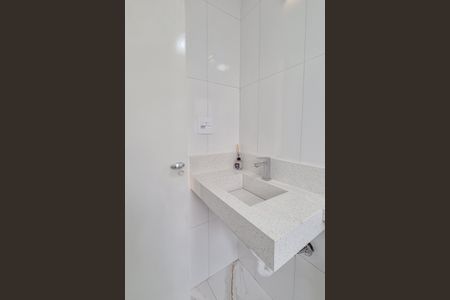 Apartamento à venda com 56m², 2 quartos e 1 vagaBanheiro Social