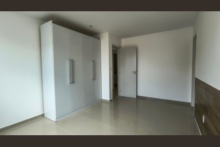Apartamento à venda com 198m², 3 quartos e 2 vagasSuíte 