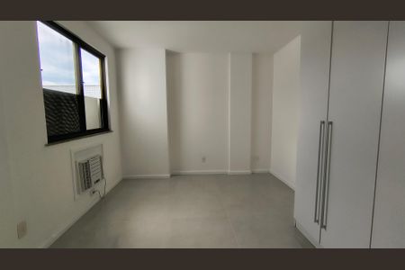 Apartamento à venda com 198m², 3 quartos e 2 vagasQuarto 2