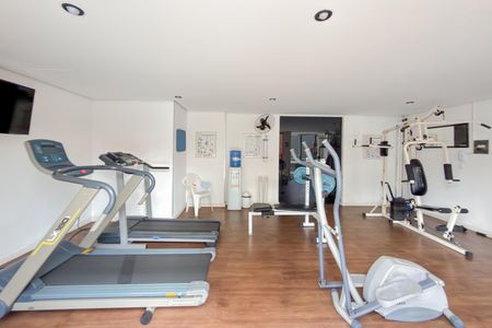 Apartamento à venda com 58m², 2 quartos e 1 vaga Apartamento à venda com 58m², 2 quartos e 1 vagaAcademia