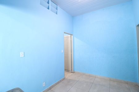 Sala de casa para alugar com 2 quartos, 113m² em Tibery, Uberlândia
