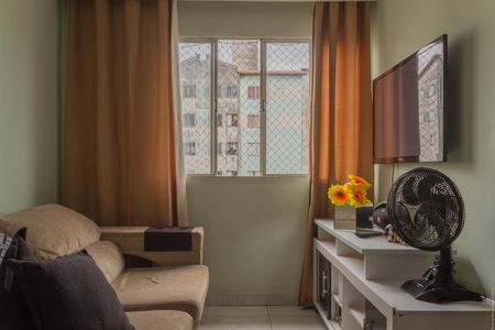 Apartamento para alugar com 76m², 2 quartos e 1 vagaSala