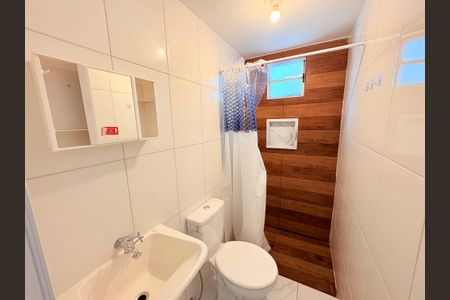Banheiro Social de kitnet/studio para alugar com 1 quarto, 36m² em Jardim Itália, Várzea Paulista