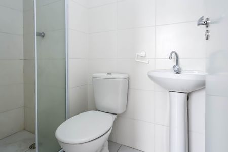 Apartamento para alugar com 32m², 2 quartos e sem vaga Apartamento para alugar com 32m², 2 quartos e sem vagaBanheiro