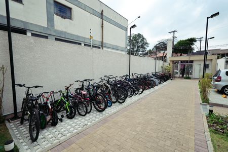 Apartamento para alugar com 32m², 2 quartos e sem vaga Apartamento para alugar com 32m², 2 quartos e sem vagaBicicletário