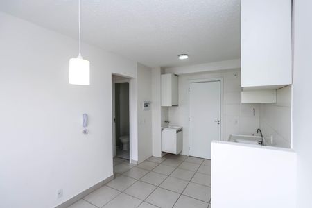 Apartamento para alugar com 32m², 2 quartos e sem vaga Apartamento para alugar com 32m², 2 quartos e sem vagaSala e Cozinha